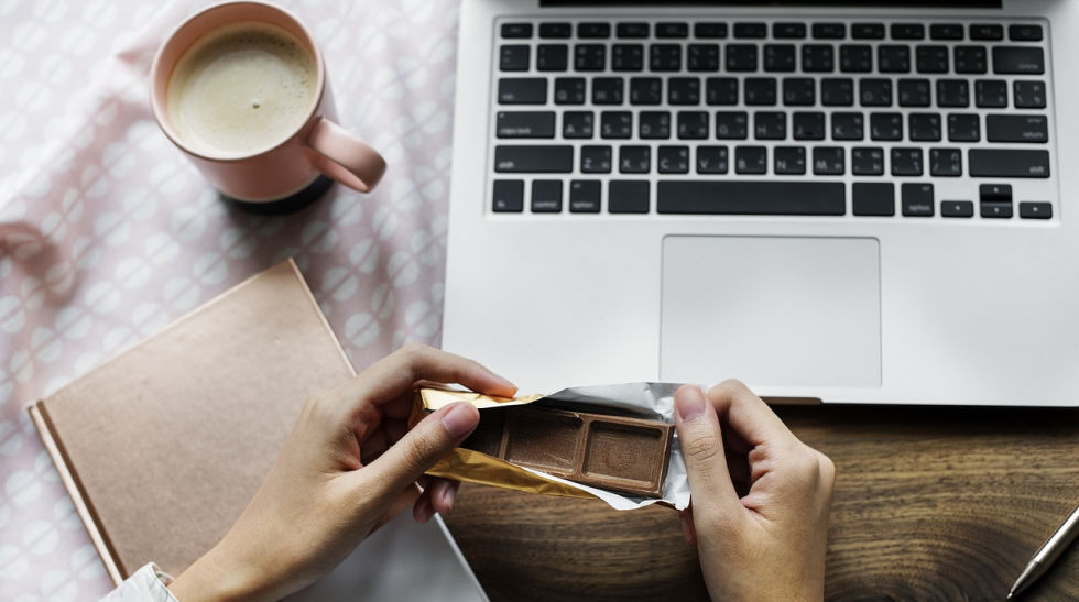 writer, keyboard, coffee, chocolate. 10 dynamite resources for authors and writers.